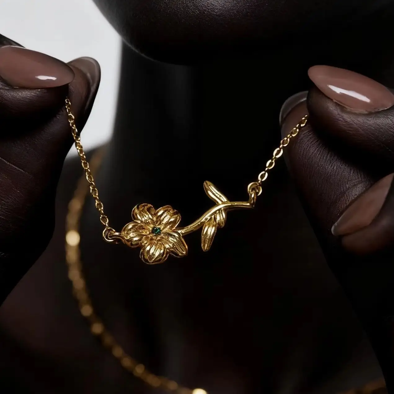 

Dainty Birthflower Necklace Personalized 3D Charm Luxury Jewelry Stainless steel Pendant Custom Birthstone Necklace WomenGift