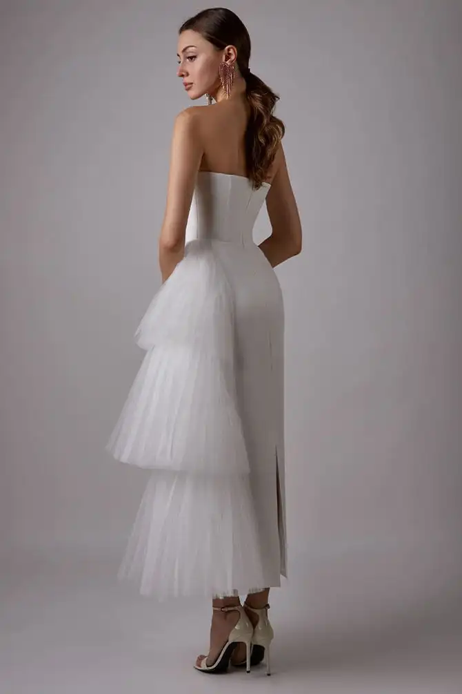 Vintage Sheath Bridal Dresses With Side Ruffles Tiered Tulle Train Sweetherat Strapless Ankle Length Modest Wedding Gowns