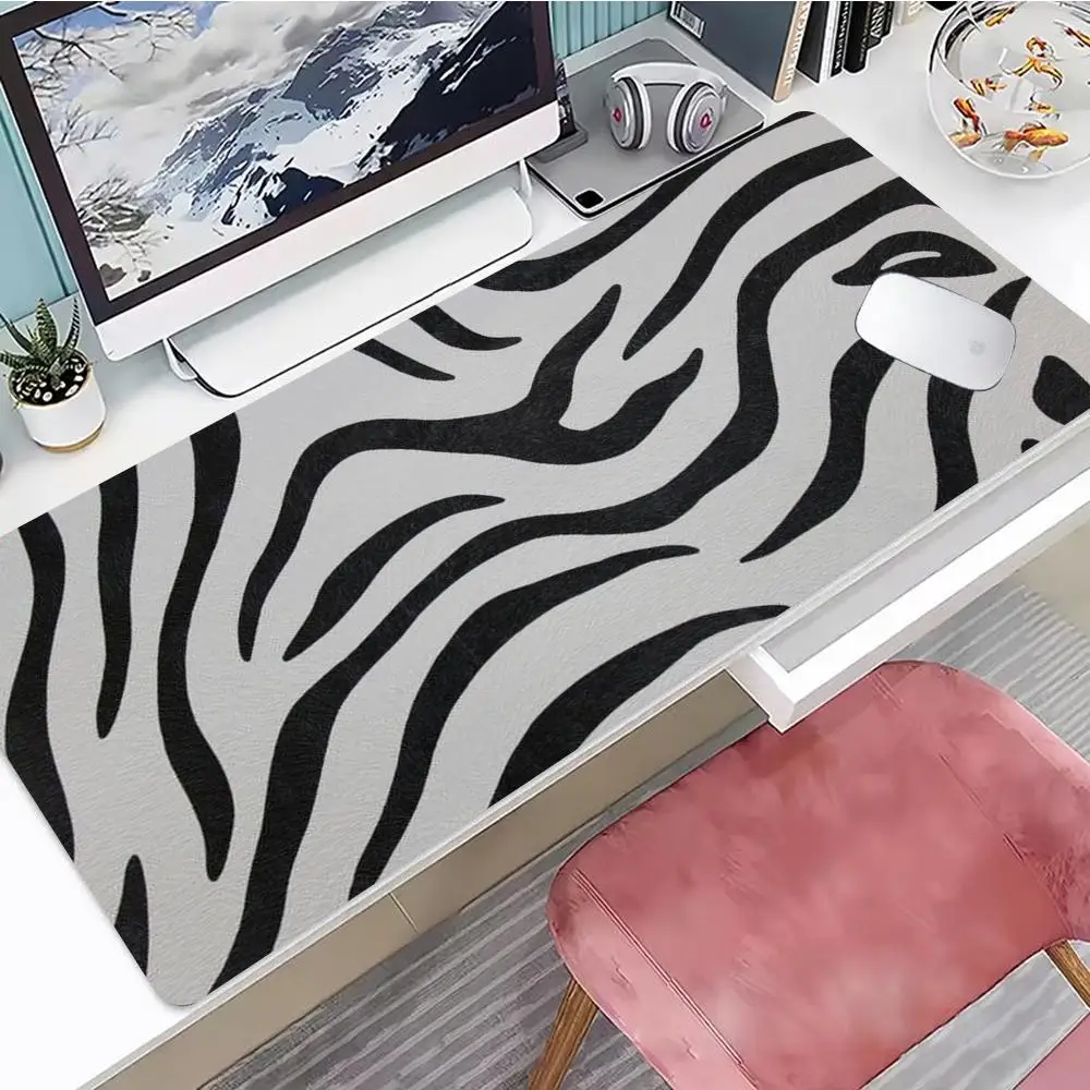 

Mouse Pad Zebra Stripes Gaming Mouse Pad, Mouse Pad with Edges and Non-Slip Rubber Base, Extended Mouse Pad