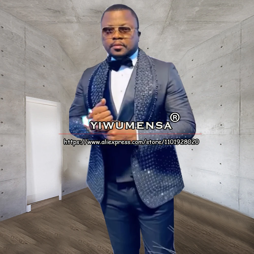 

Luxury Groom Wedding Suits Sparkly Wide Lapel Beaded Pearls Blazer Vest Pants 3 Pieces Customized Prom Party Tuxedos Attire 2026