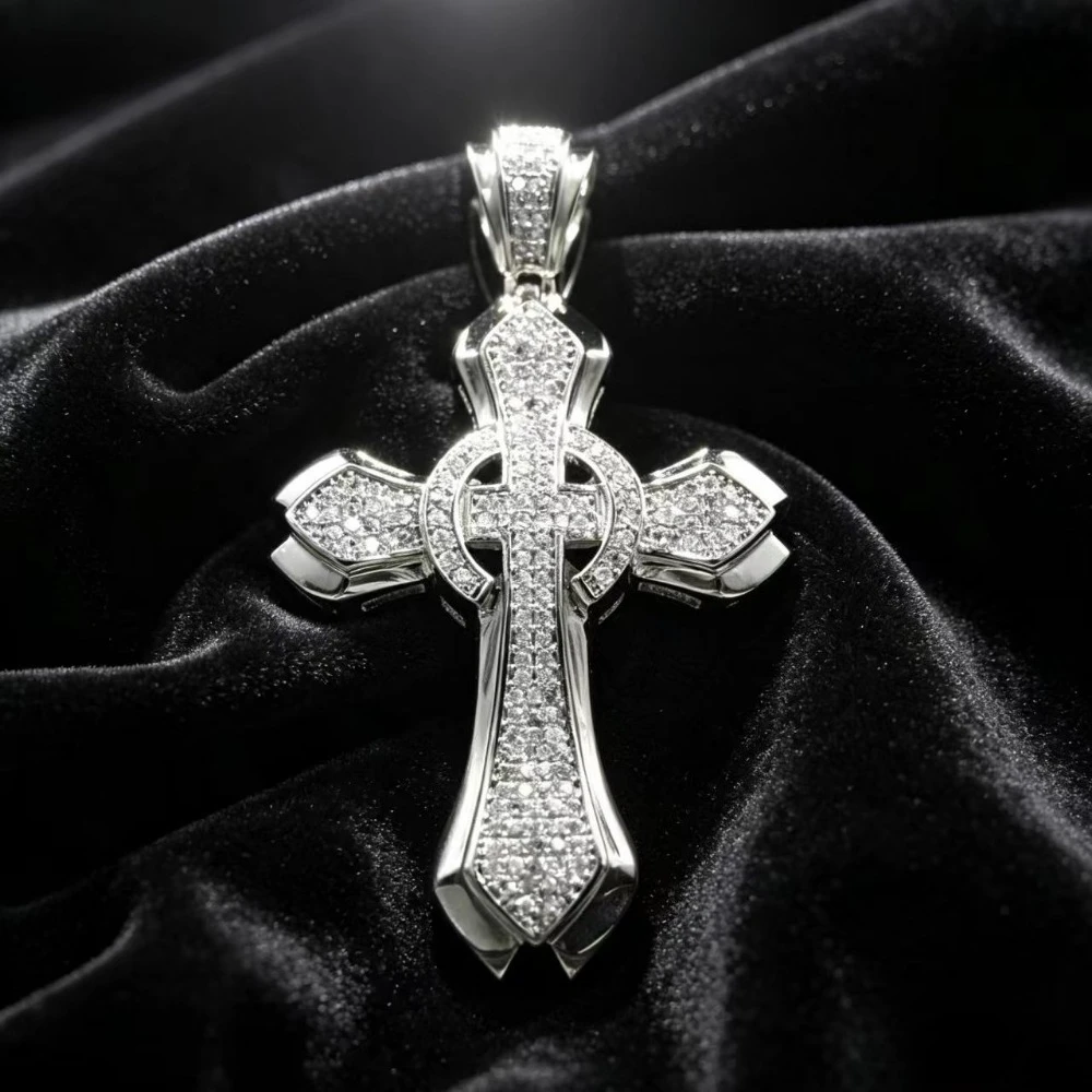 Retro Elegant Cross Moissanite Pendant 925 Sterling Silver Sparkling Gem Gothic Style Unisex Gift