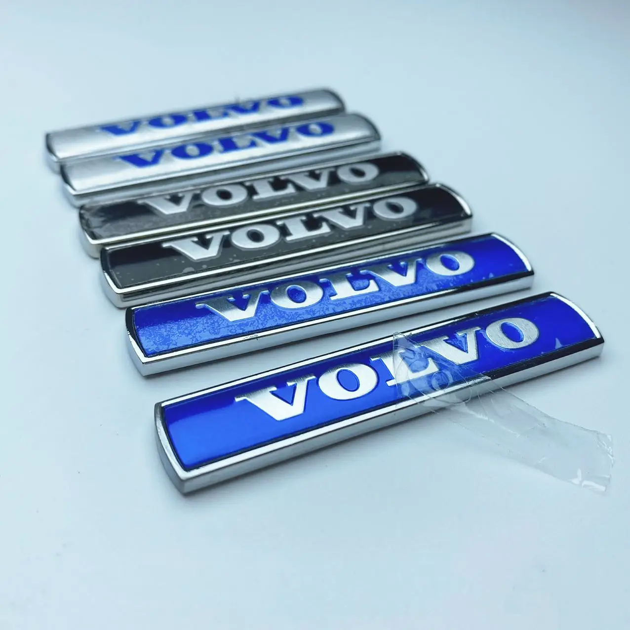 2PCS car body sticker is suitable for quick delivery of VOLVO S900LXC60XC90V90XC40 new Volvo fender side sticker tail sticker.