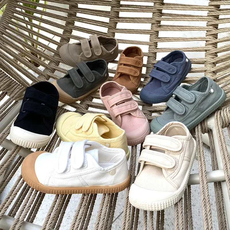 

Однотонные Детские прогулочные туфли для мальчиков и девочек, модная мягкая обувь на толстой подошве с круглым носком и застежкой-липучкой