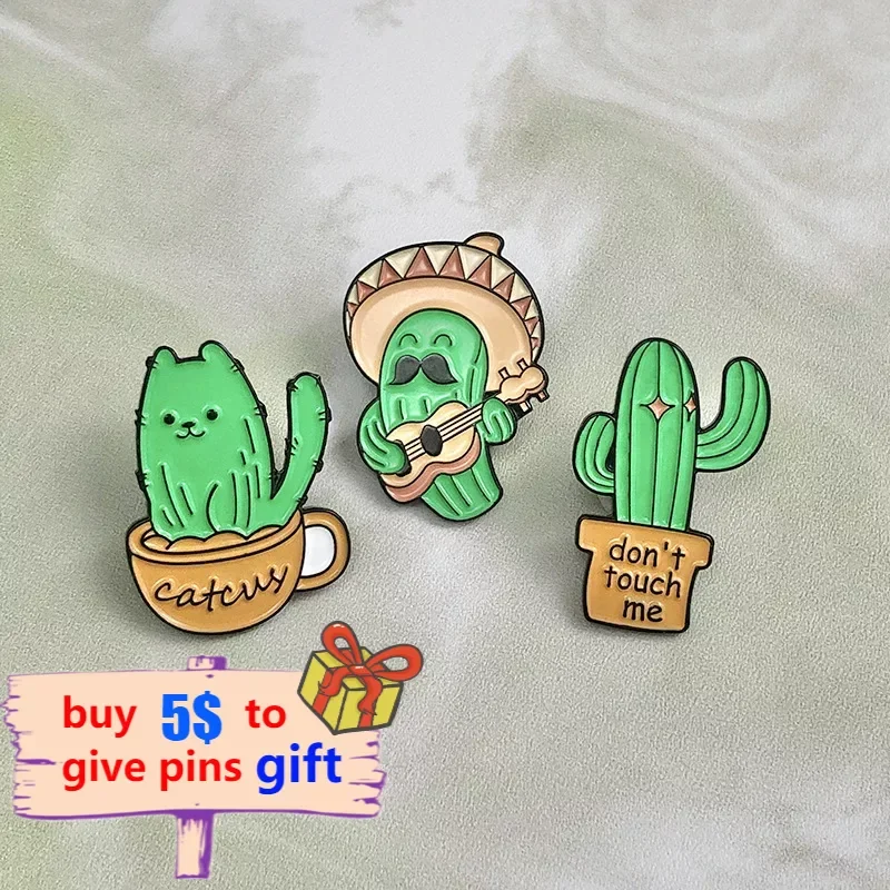 Cactus Potted Free Hugs Enamel Pin Cartoon Plant Cat Lapel Backpack Clothes Brooch Jewelry Accessories Gift for Friend Wholesale