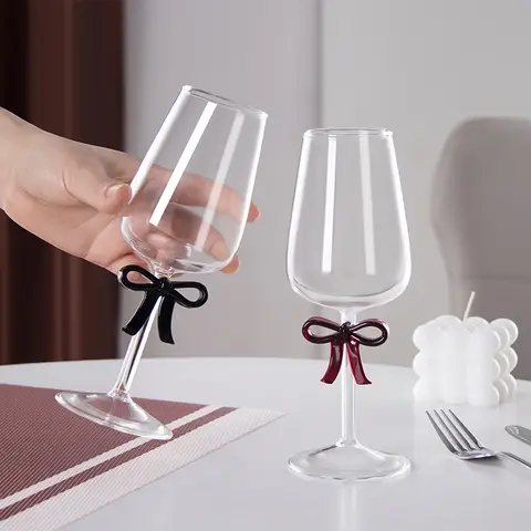 1 조각 300ml 10oz 레드 블랙 Bowknot 와인 유리 잔 레드 와인 유리 크리 에이 티브 연예인 샴페인 유리 컵