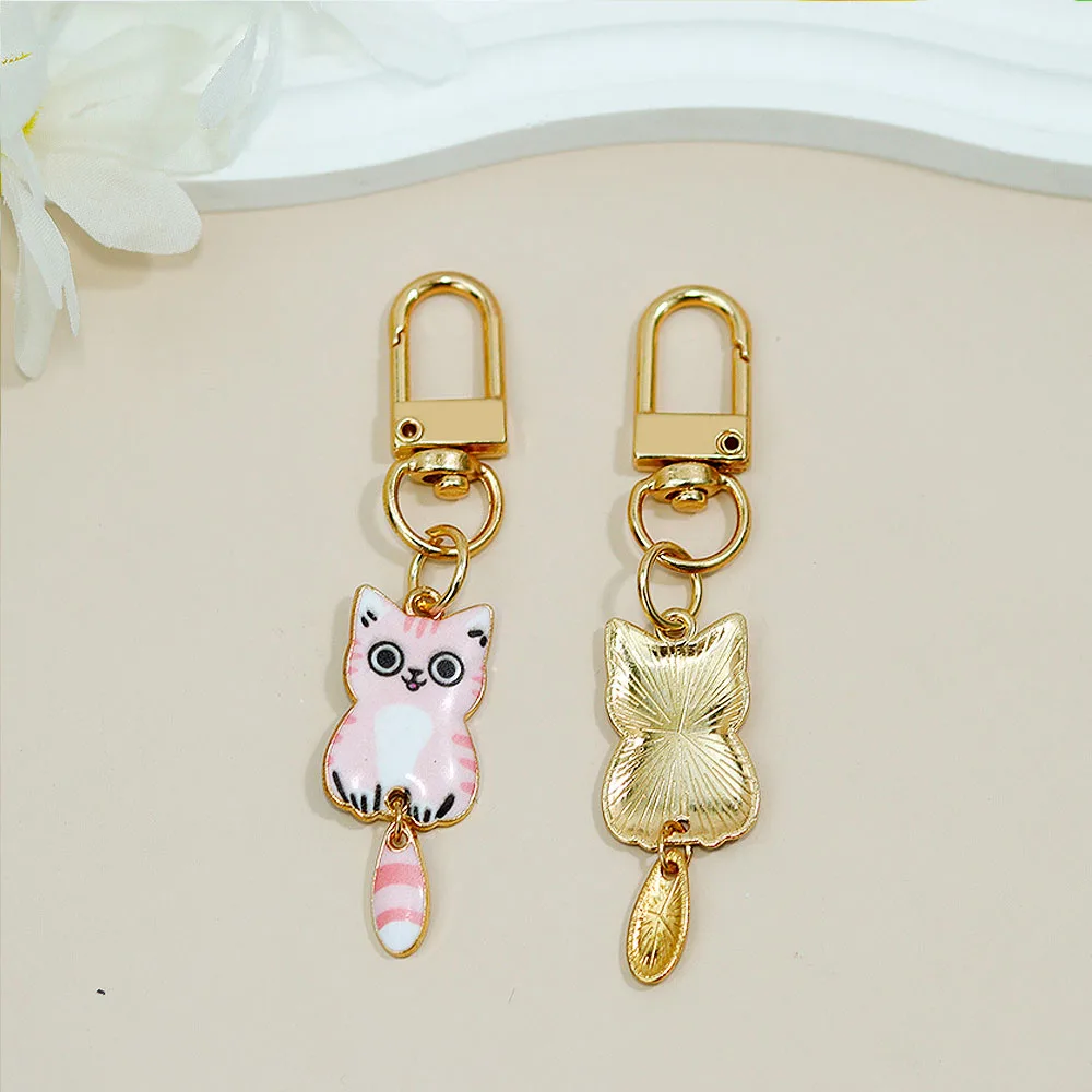 Cute Tail Hanging Cat Keychains Trendy Kitten Metal Keyrings Friend Gifts Souvenir Earphone Case Pendant Bag Charms Accessories