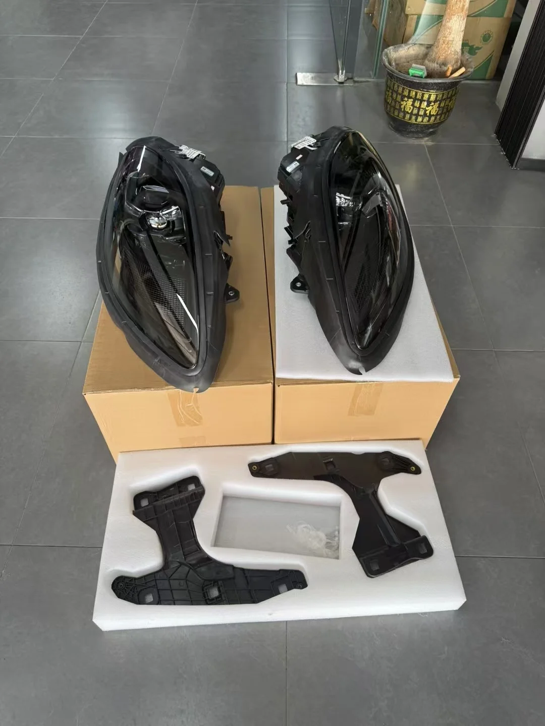 

Front Headlight for Porsche Macan Daytime Running Light DRL Head lamp Low High Beam Turn signal