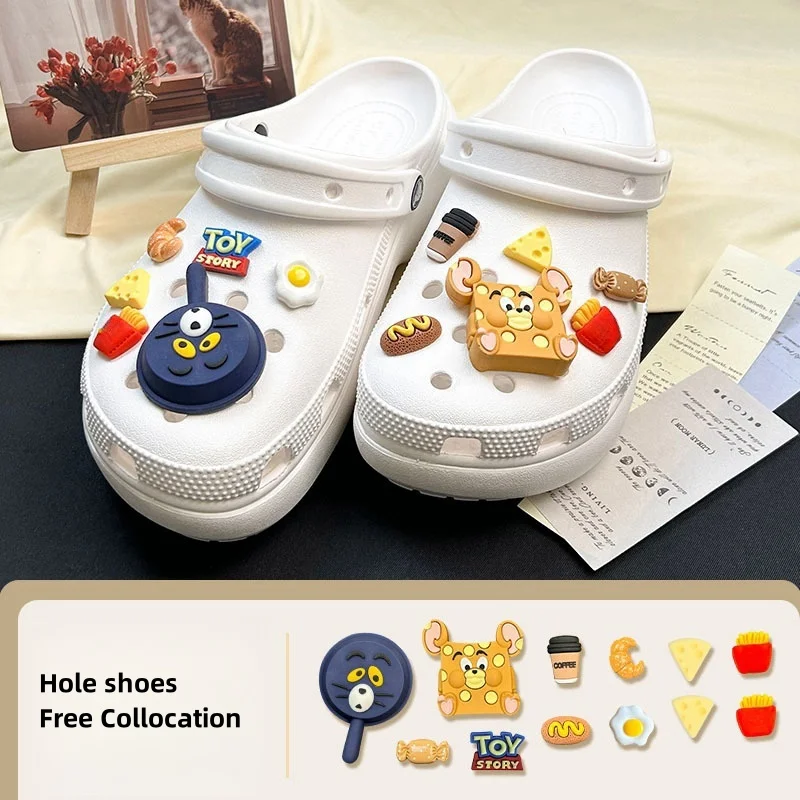 New Minsio Funny Cat and Mouse Series Shoes charms Detachable DIY PVC Cartoon Shoe Buckle Decoration For Party Favor Gifts