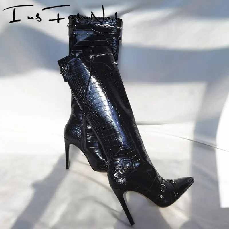 Rivetti moto stivali da donna Zip Decor nero Punk Runway stivali al ginocchio punta a punta tacchi alti progettati da donna frangia fibbie scarpe