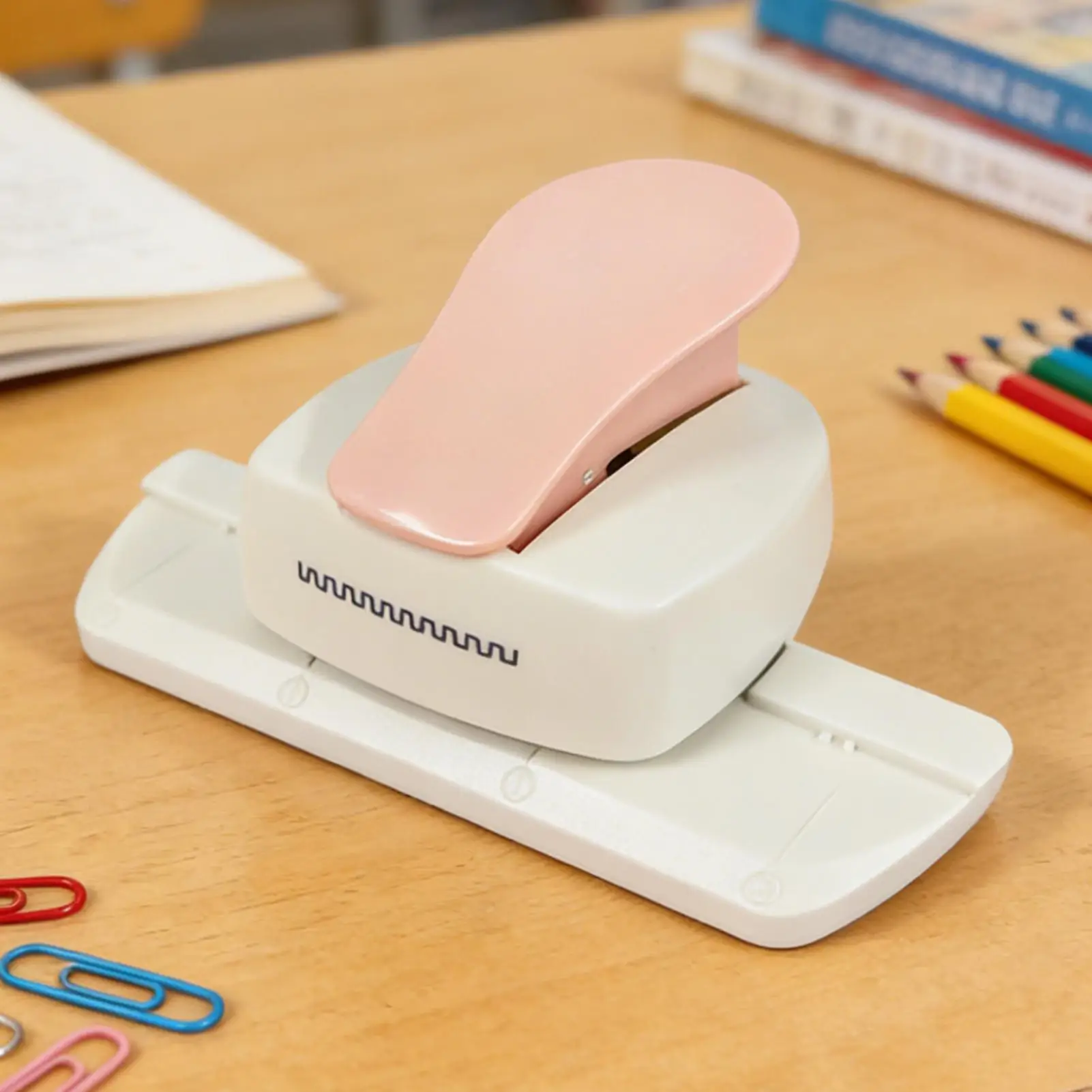 

Фигурные дыроколы для бумажных поделок, инструмент для тиснения бумаги, пресс для оформления краев, для детей, подростков, взрослых, художников, скрапбукеров, для творчества своими руками