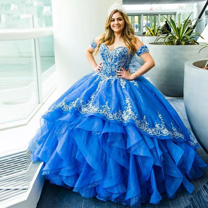 فساتين Quinceanera مطرزة باللون الأزرق ، وأكمام قصيرة ، وكشكشة على شكل قلب من الخلف ، فستان للحفلات الراقصة ، جديد ، 2023