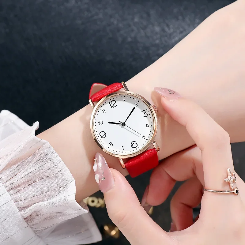 New Simple Vintage Digital Face Leather Belt Woman Watch Round Leisure Student Quartz Watchs Wear Matching Women's Wristwatch