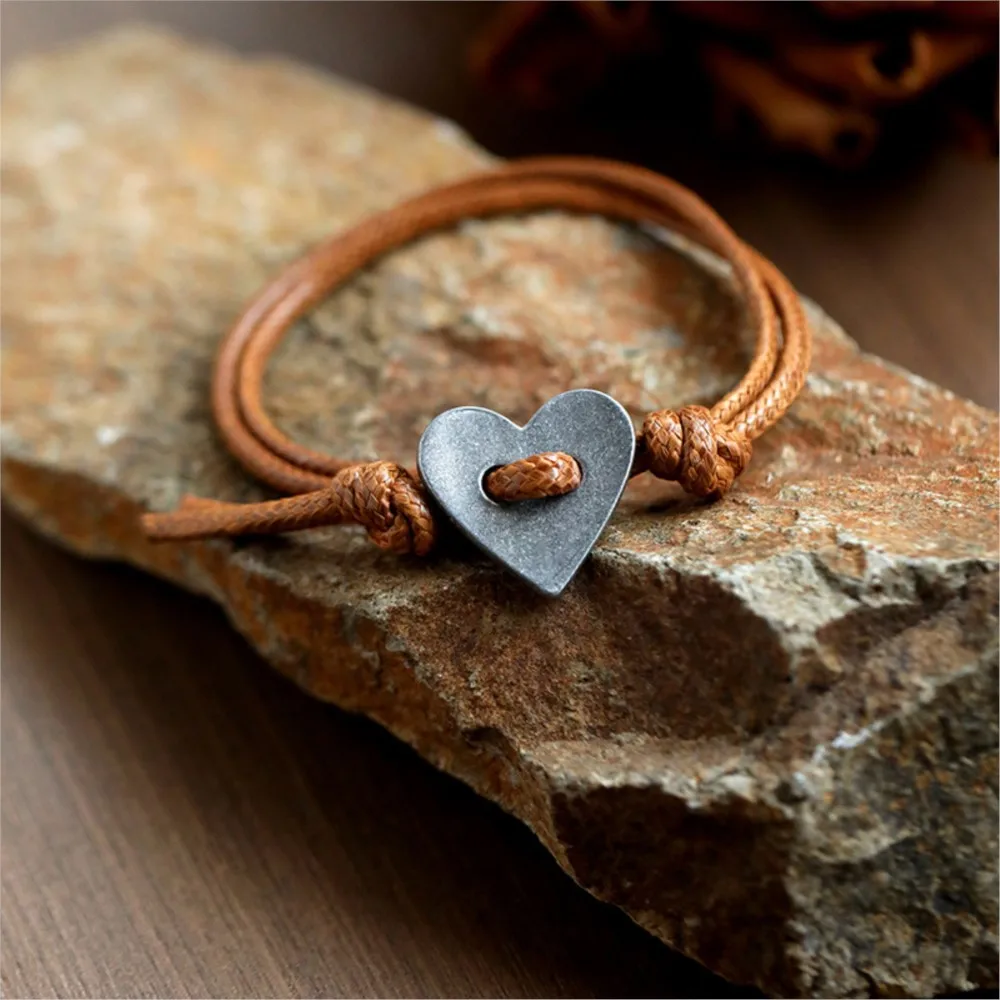 1pc Retro Adjustable Rope Heart Love Pendant Bracelet for Women Exquisite Cooper Brown Chain Bracelets Jewelry Gifts