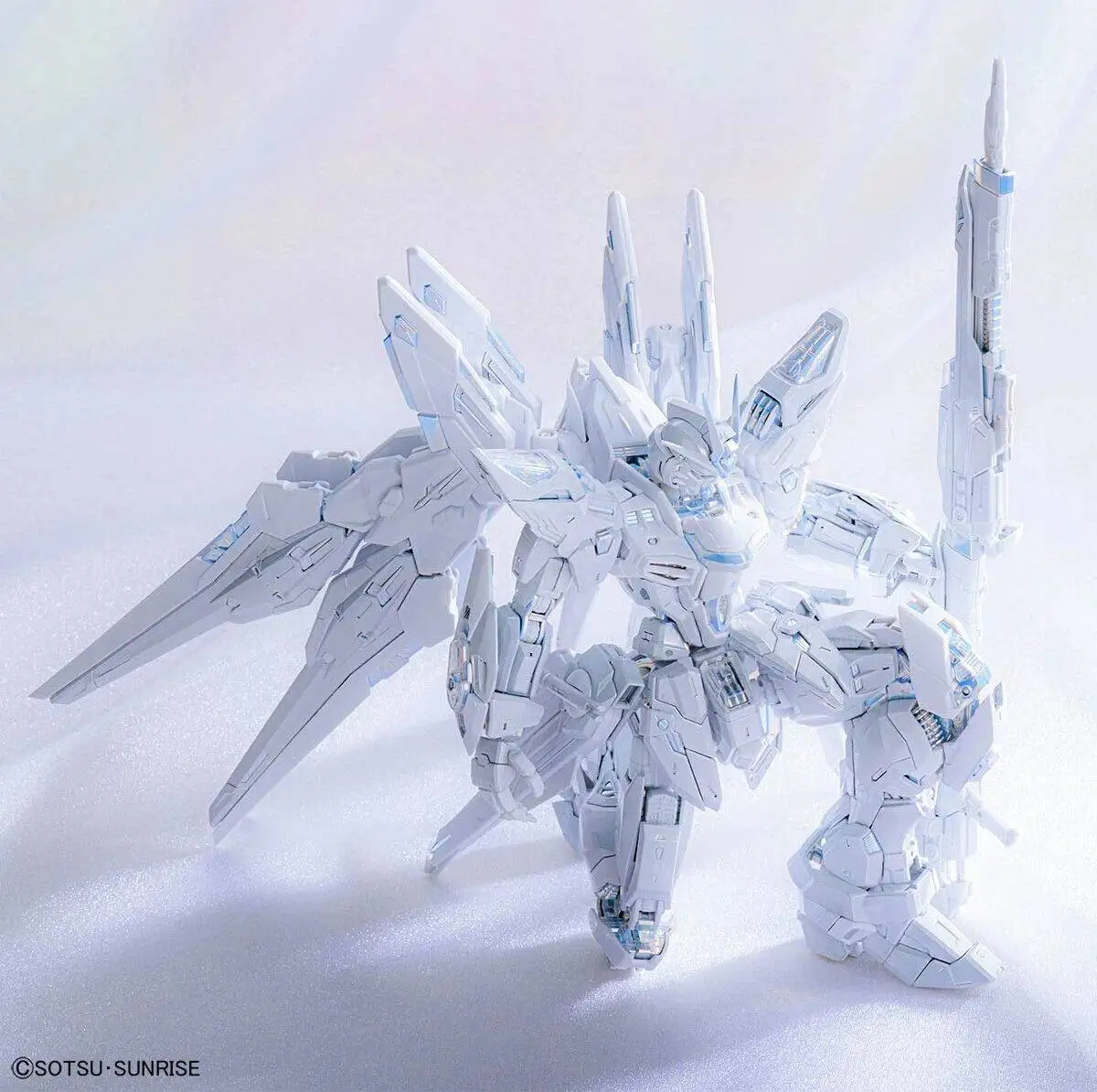 CHANGLONG 7701 MGEX 1/100 Zgmf-X20a Strike Freedom TWILIGHT COATING Assembly Model Kit Action Figure Robot Plastic Model Toy