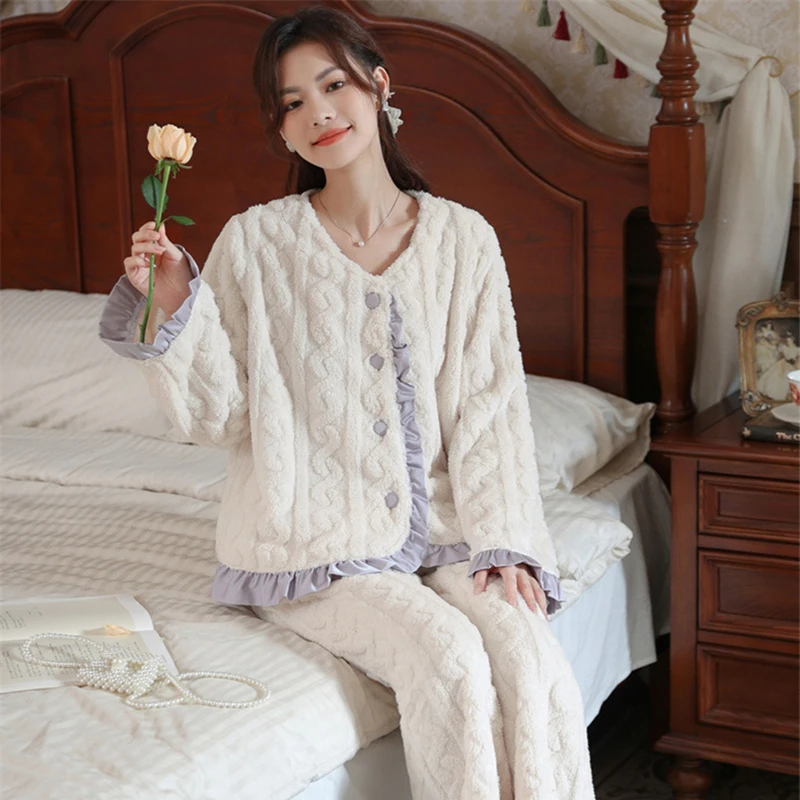 

Women Flannel Pajama Set Soft Loose Cute Cardigan Tops and Elastic Waist Pants Casual Warm Winter Sleepwear Suit