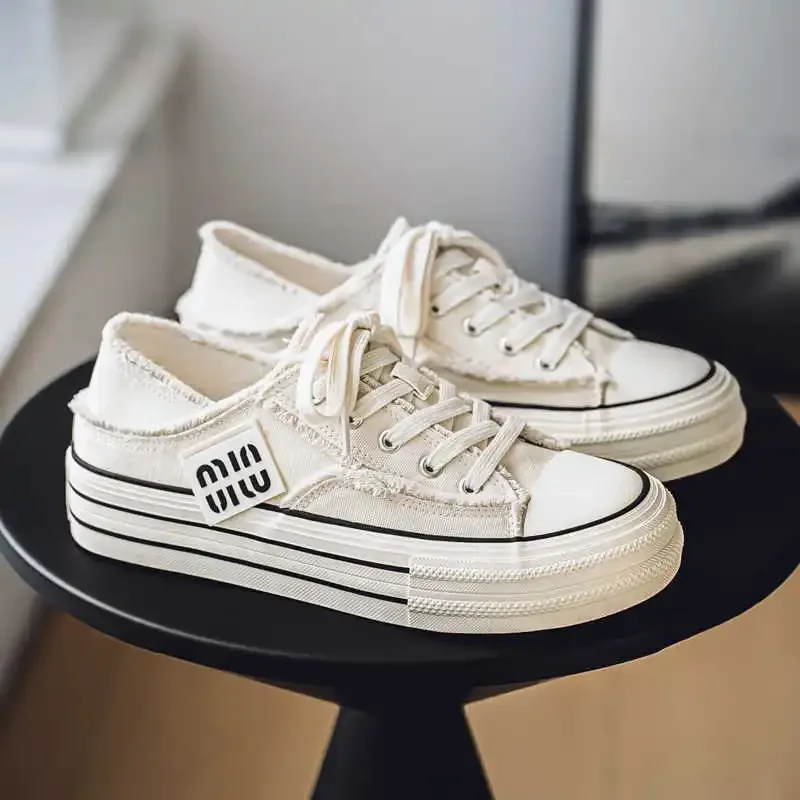 

Non-slip Sole Flatform Mother's Shoes Training Men's White Boot Sneakers For Men 46 Sport New Year's Exerciser Suppliers