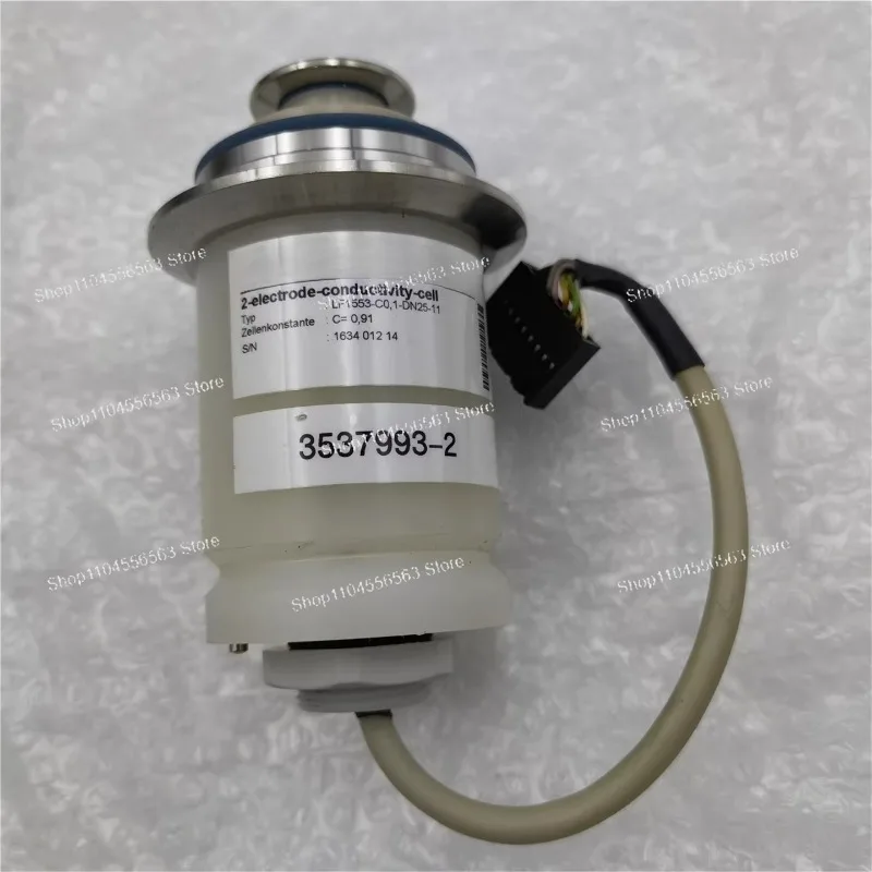 

GHM-MARTENS LF1553-C0.1-DN25-11 Измеритель проводимости, для промышленного контроля качества воды, в наличии для немедленной доставки