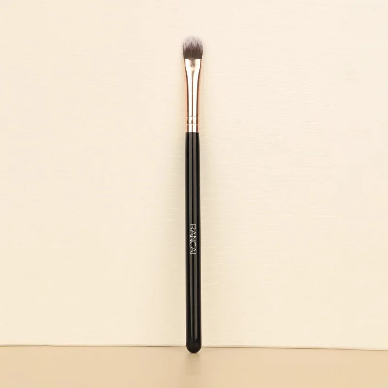 Neue einzelne Zunge-förmige Concealer Pinsel Lippenstift Pinsel Lippen Haar Pinsel Staub Nagel Pinsel Schönheit Werkzeuge Auf Lager