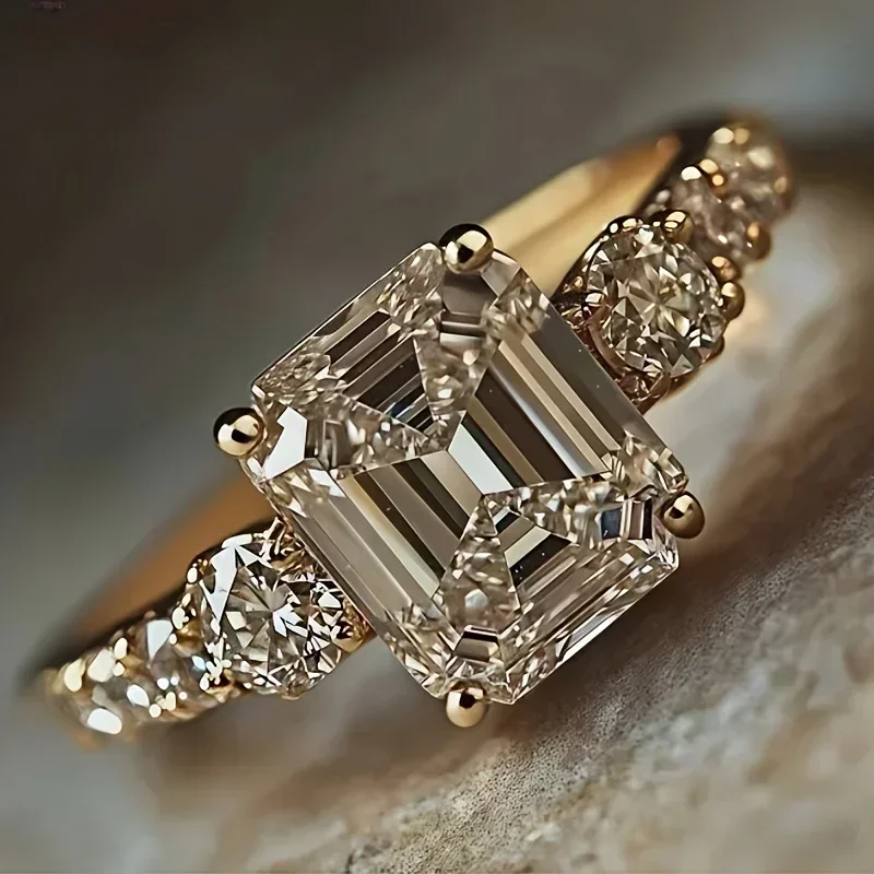 A Classic Rectangular Synthetic Zirconia Women'S Single Ring, Easy And Elegant, with Luxurious Texture, Can Be Used As a Wedding Or Proposal Ring, And Is Also a Great Gift for Mothers