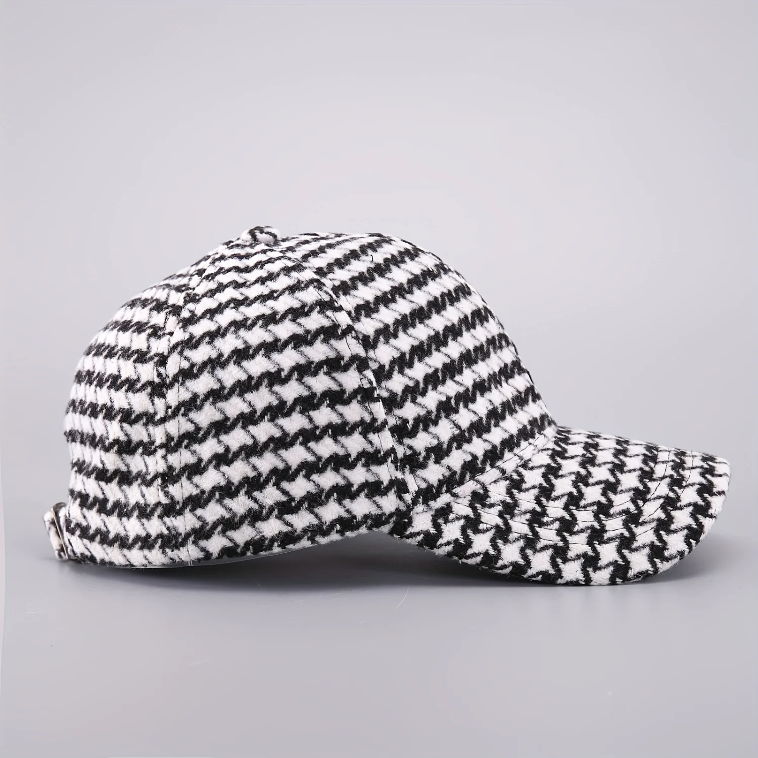 1pc Classic Houndstooth Frayed Baseball , Retro Style, Warm Fabric, Stylish Casual Peaked Hat For Autumn/Winter, Unisex Fashion 