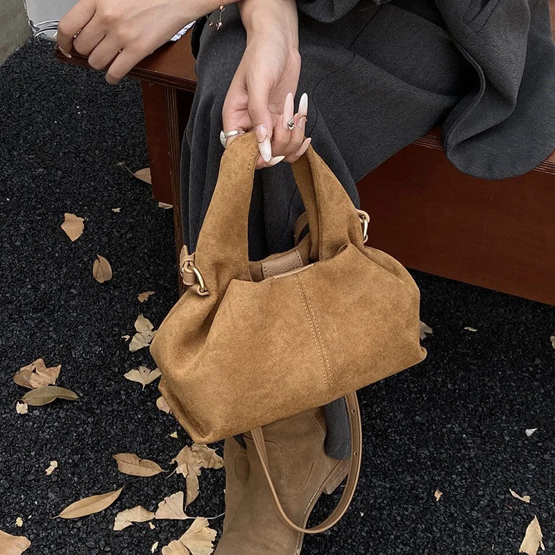 شعبية أوروبا أمريكا حقائب اليد الفاخرة الخفيفة حقائب نسائية أنيقة موضة العلامة التجارية الجديدة حقيبة كتف بسيطة تنوعا حقائب كروسبودي