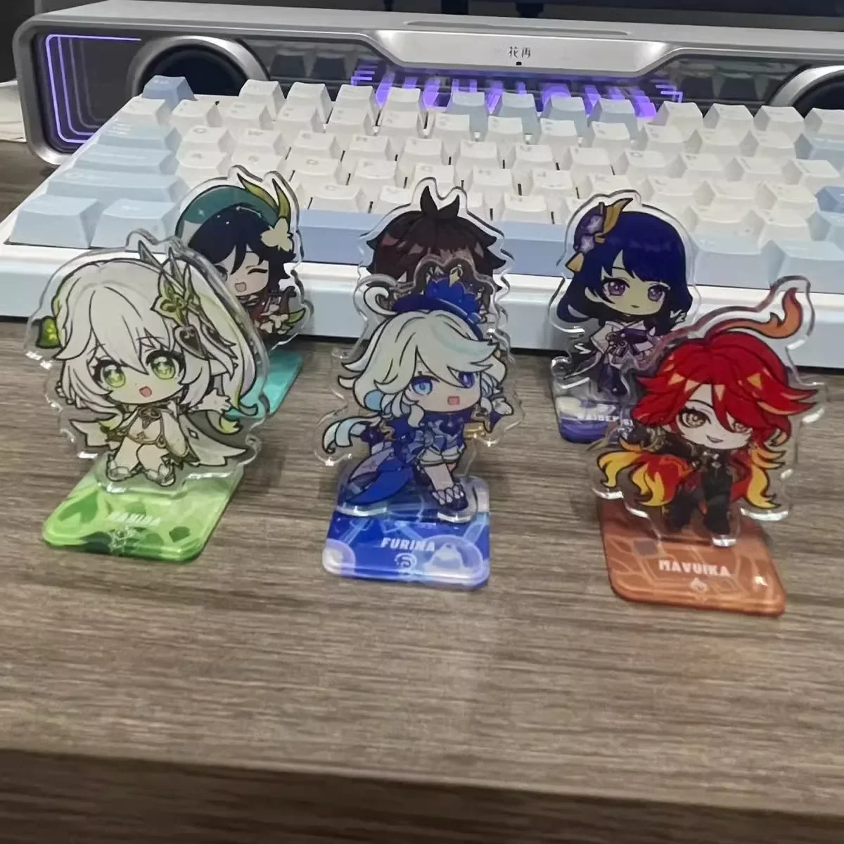 

Игра для косплея Genshin Furina ZhongLi, акриловая подставка для косплея, аниме, мультяшные настольные украшения, аксессуары, подарки на Хэллоуин, Raiden