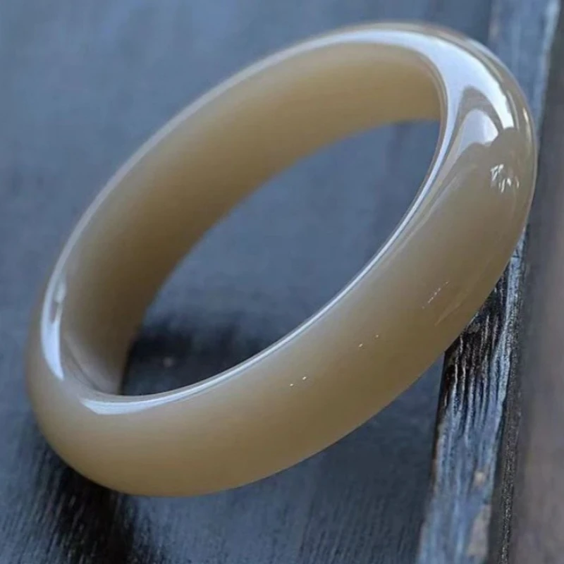 

Женский браслет Natural Lotus Pink, подходит для повседневного ношения и в качестве аксессуара.