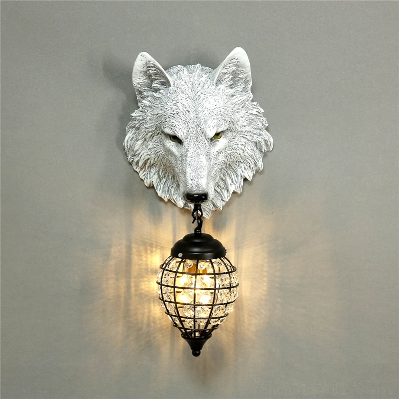 Nordic Resin Wolf Head Wall Lamp Designer Animal Lamp Stair Light Outdoor Lighting Industrial Decor Cafe Bar Crystal Wall Light