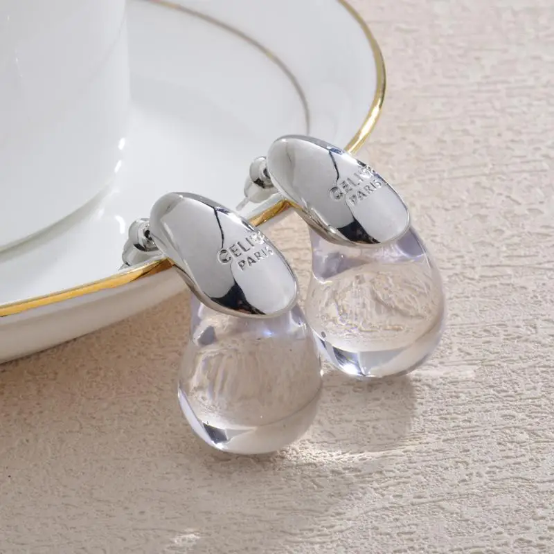 Nuevos pendientes personalizados de temperamento de moda simples y versátiles con gota de agua de resina transparente europea y americana