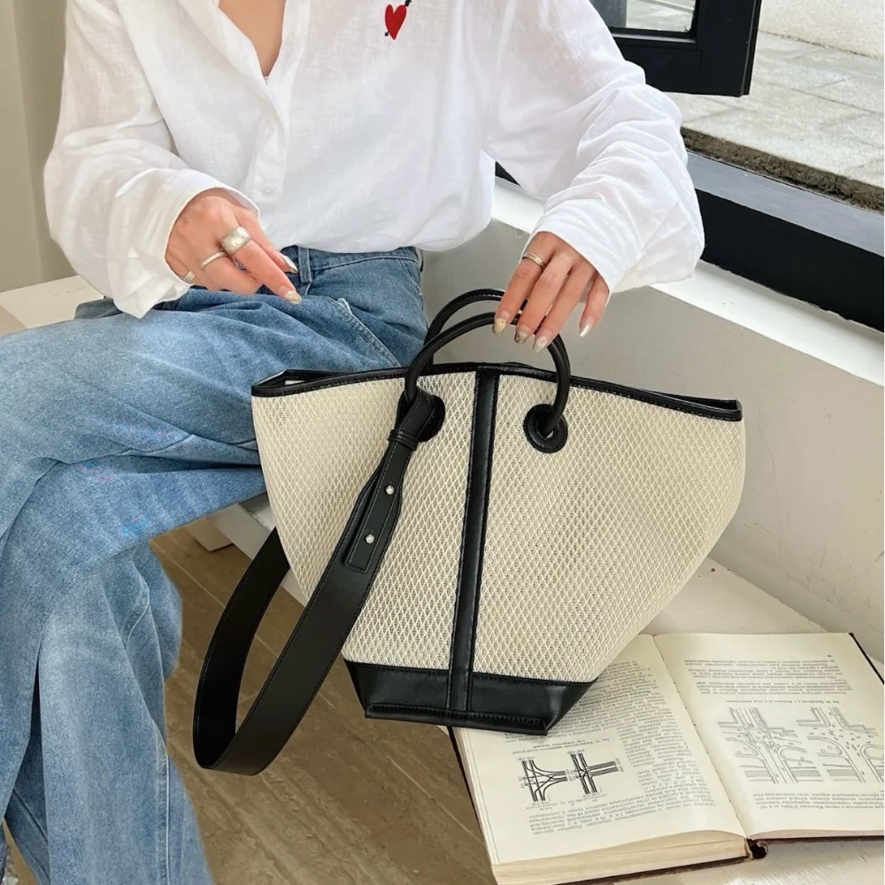 

Hot Sale 2026 New Beach Bag Portable Vegetable Basket Senior Niche Commuter Net Cloth Leather Hollow Fashion Versatile Senior