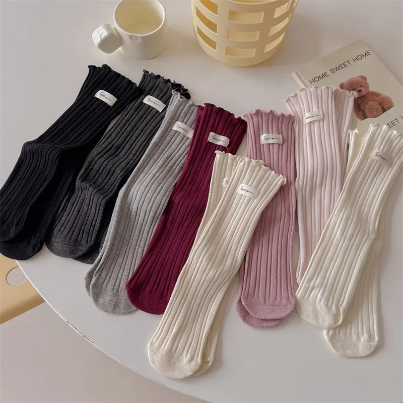 Rüschen Socken Frauen Koreanische Mode Einfarbig Baumwolle Lose Lange Socken Lolita Süße Mädchen Japanischen Kawaii Nette Mittleren Rohr Socken