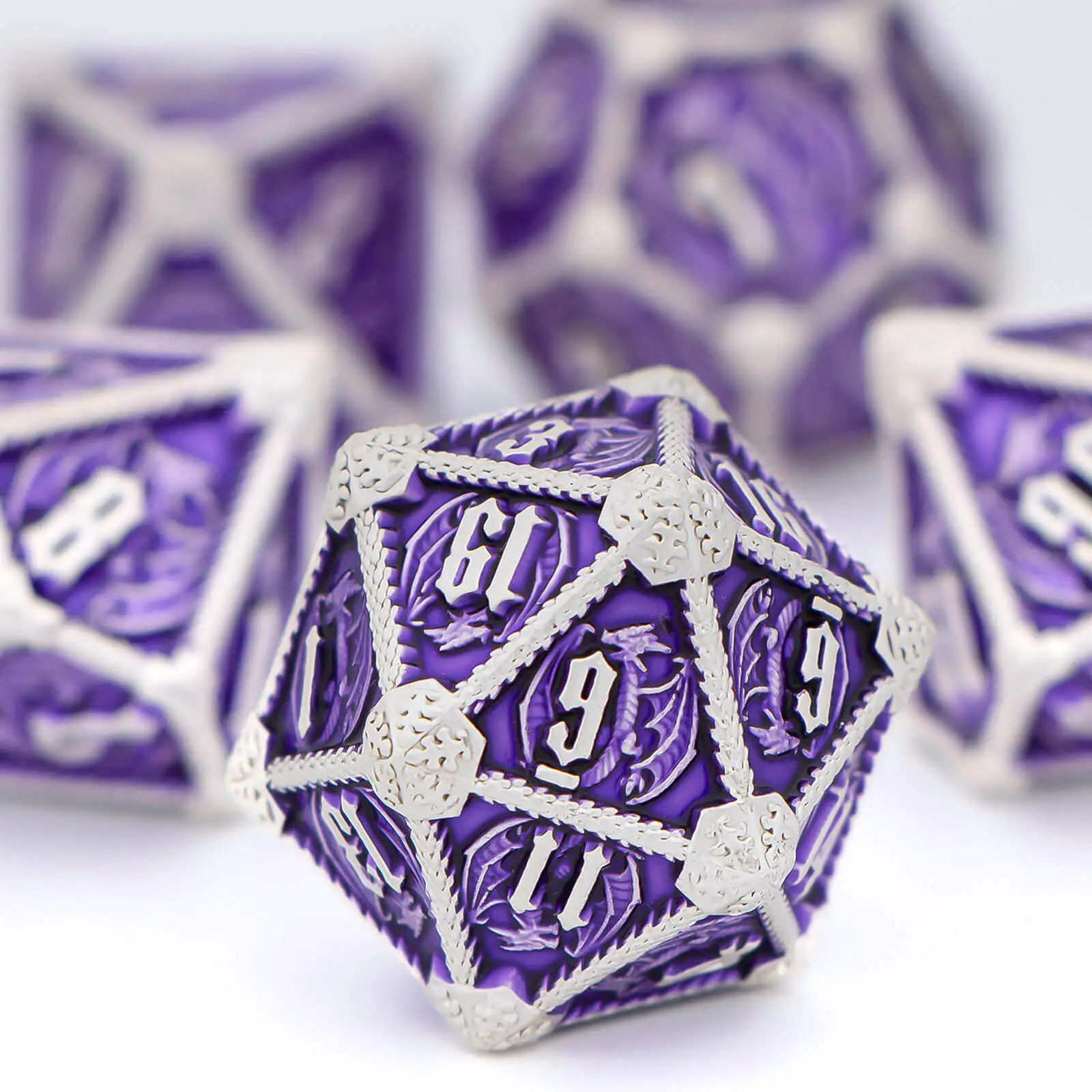 

Handmade Metal Dungeon and Dragon Dice Set, Polyhedral DND D&D Dice Set for RPG Role Playing Game D20 D12 D10 D8 D6 D4