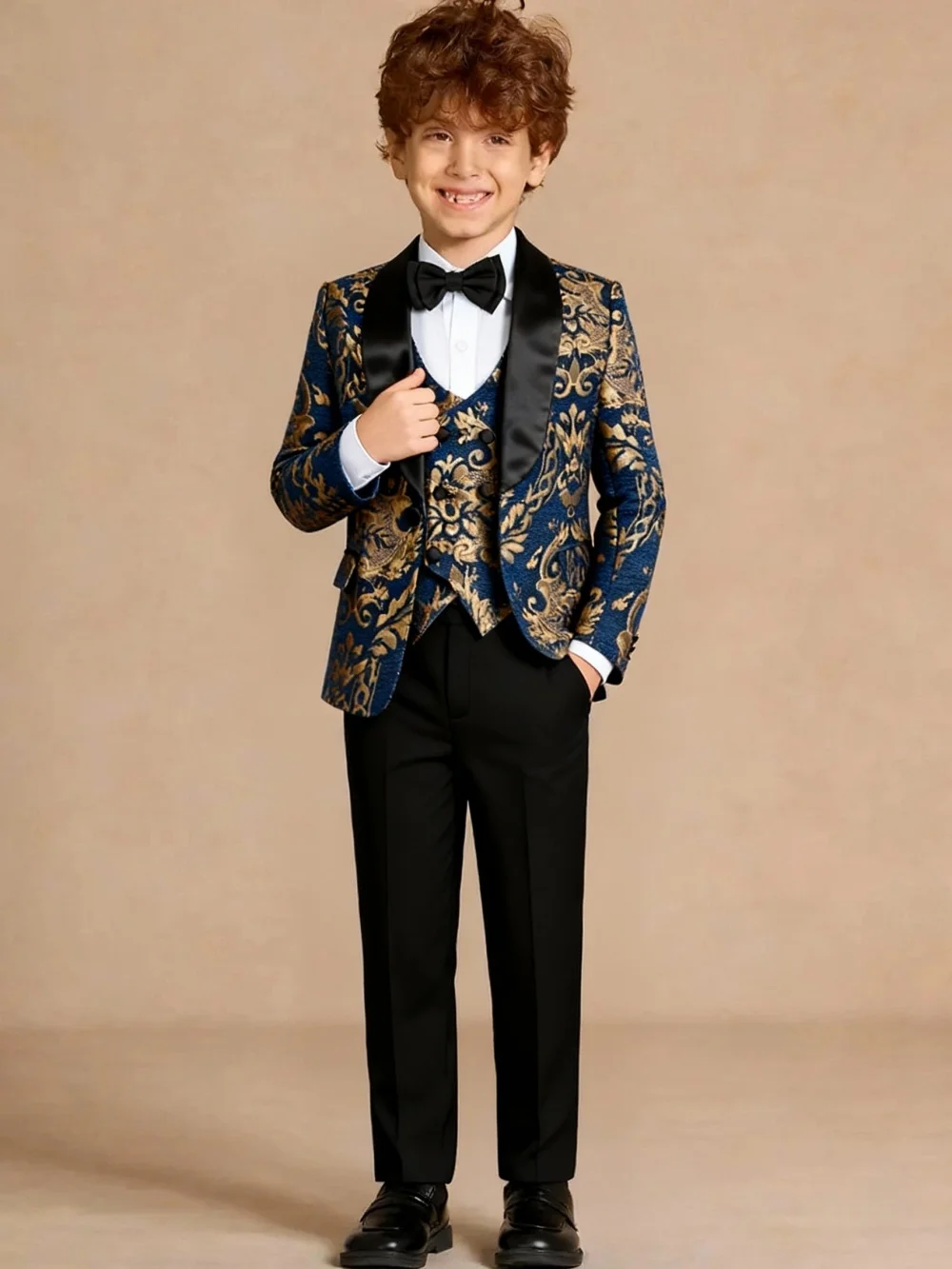 

Красивый комплект костюма с золотой вышивкой для мальчиков 3-14 лет, костюм для причастия, куртка, жилет и брюки, комплект, стильный детский смокинг с шалевым воротником