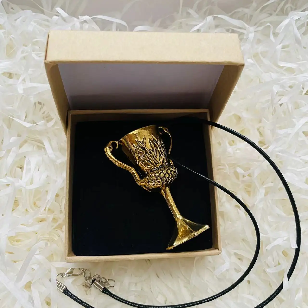 Magic World Cos Prop Golden Cup Pendant Necklace Cup Gift Box or Sack 2PCS Set Easter Halloween Christmas Thanksgiving Gift