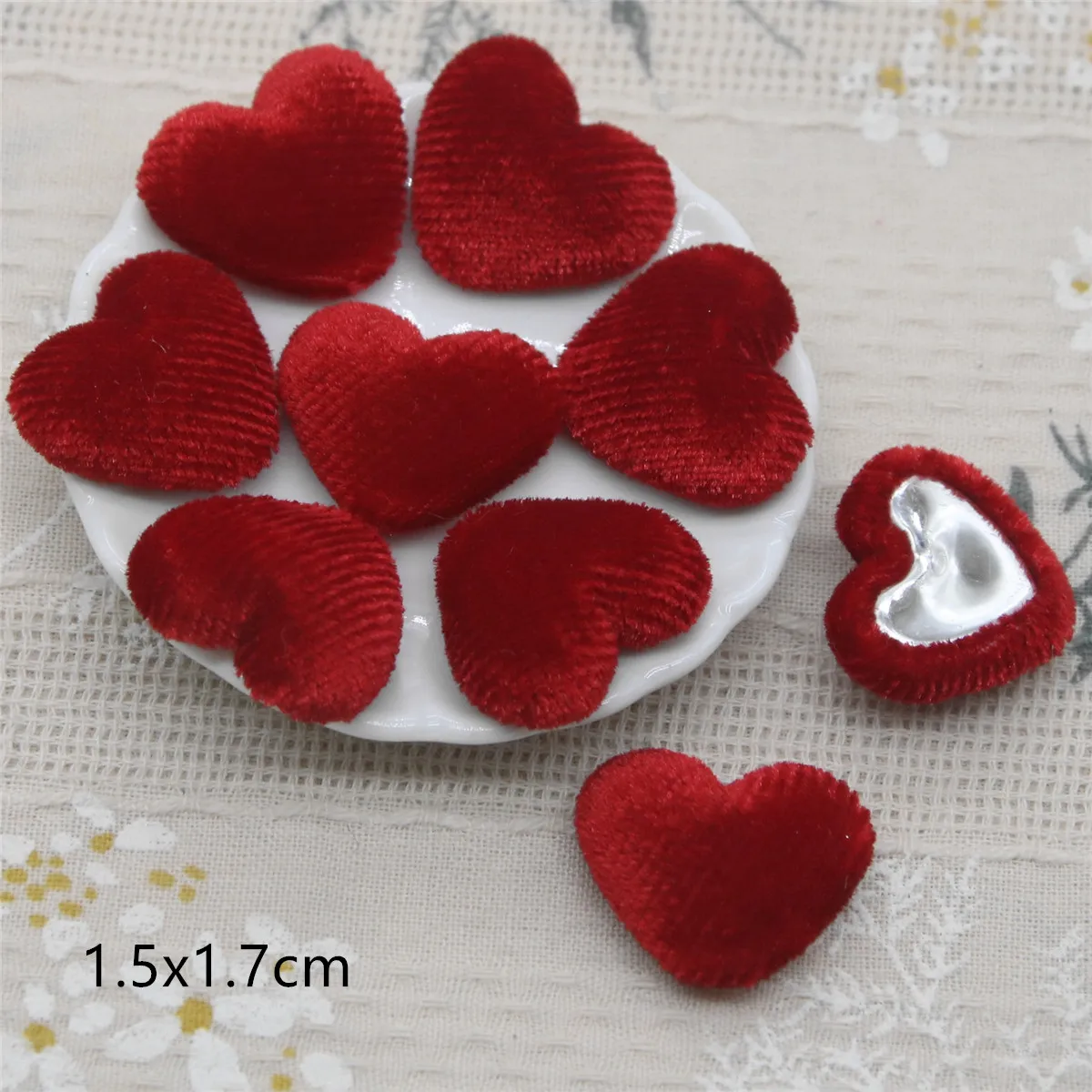 50pcs Corduroy Fabric Covered Heart Buttons Home Garden Crafts Garment Hair Clip DIY Accessories