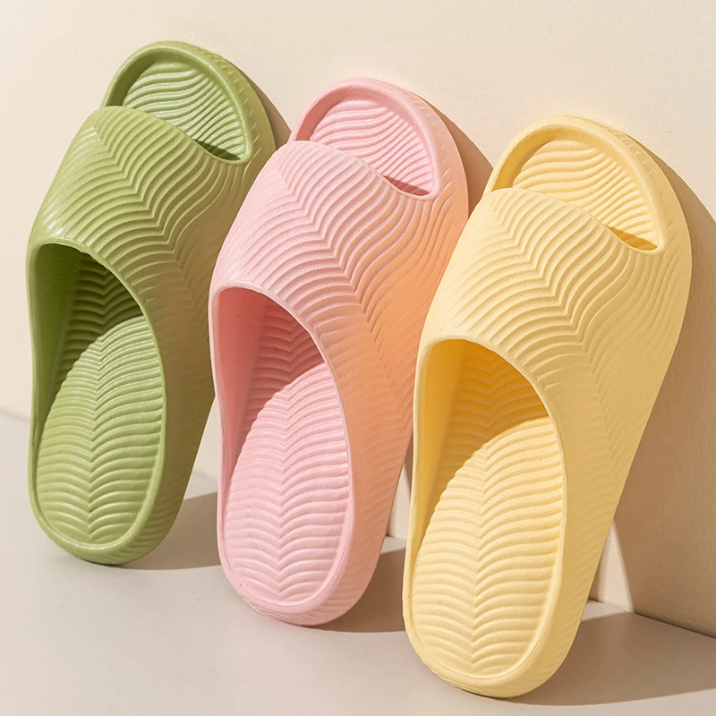 

Women's Slippers Solid Color Soft Sole EVA Pillow Slides Woman Couple Non Slip Beach Flip Flops Summer Platform Cloud Slippers