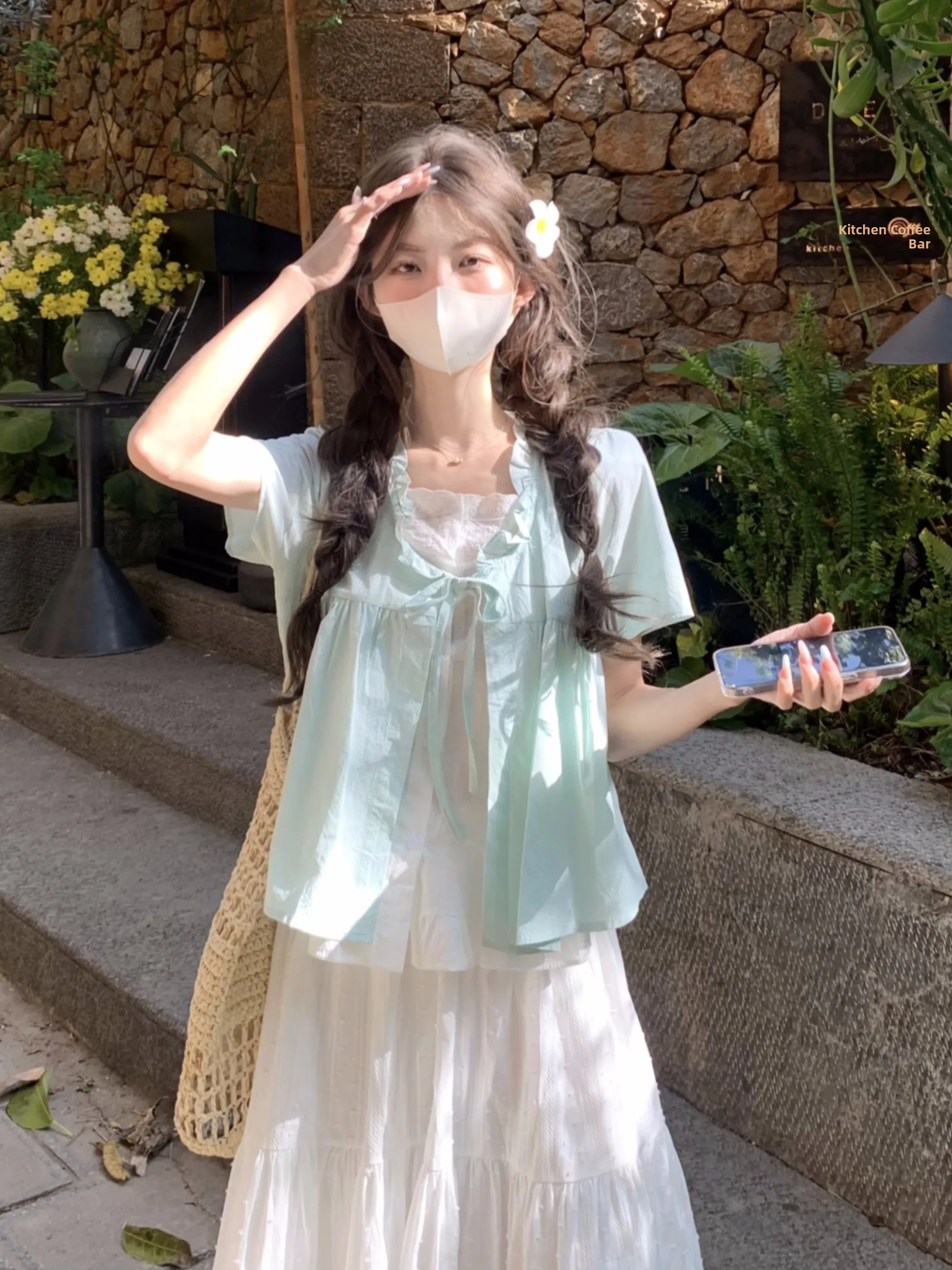 

Мятно-зеленая женская рубашка с коротким рукавом, летняя коллекция 2026, новый стиль, свободный крой, французский стиль, V-образный вырез, на пуговицах, из тонкого материала