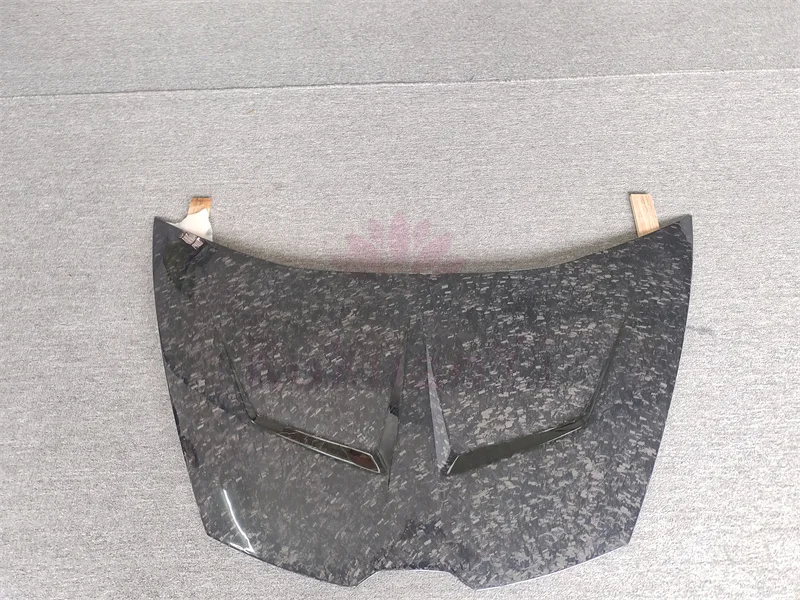 Used for Lamborghini Huracan LP610 LP580 1016 style double-sided forged carbon fiber engine hood body kit