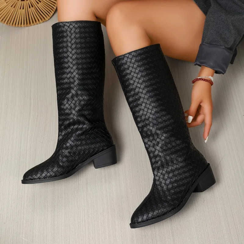 

Нишевые дизайнерские высокие сапоги без шнуровки в клетку с квадратным носком на блочном каблуке без колена, повседневные модные женские сапоги