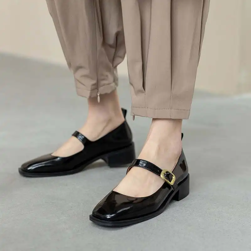 Krazing Pot 2024 Genuine Leather Square Toe Chunky Med Heel Mary Janes Spring Shoes Mature Dating Buckle Strap Brand Women Pumps