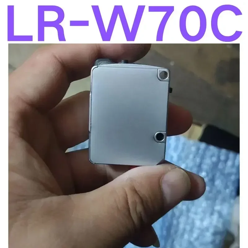 

Second-hand test OK Optoelectronic sensor LR-W70C