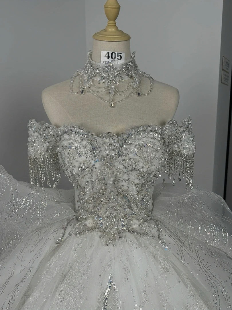 トップラグジュアリーウェディングドレス シャイニーダイヤモンドタッセル オフショルダー バックレスストラップ Aライン装飾 特別な機会 ブライズメイドドレス