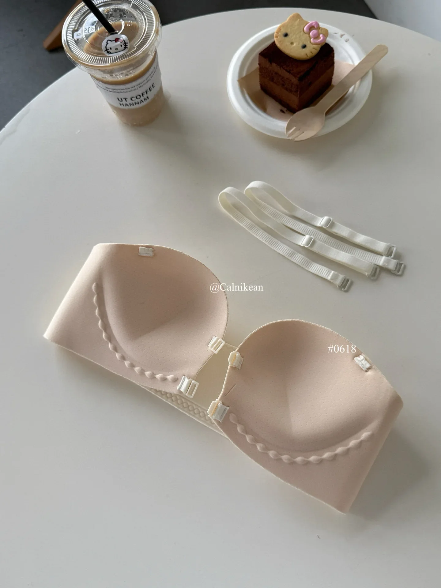 Modischer, seitlich gekreuzter, trägerloser Bandeau-BH mit Schnallendesign, bequemer, stützender Push-up-BH für Damen – Detail 22