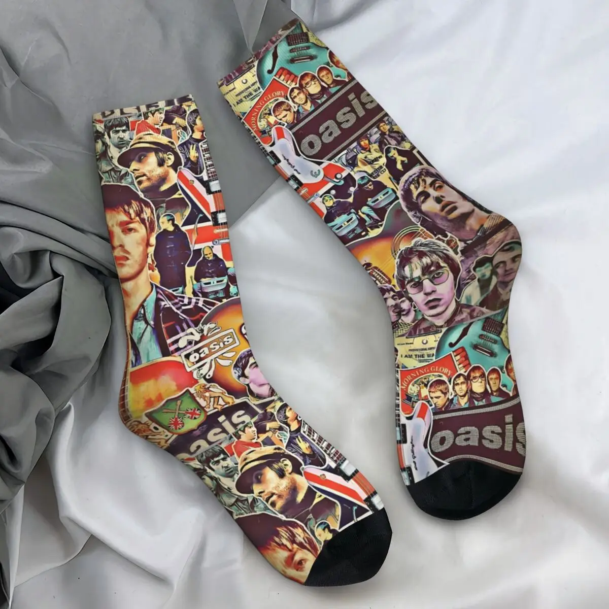 O-Oasis Rock Band Graffiti Stockings Women Men Socks Comfortable Vintage Socks Winter Running Sports Non Skid Graphic Socks Gift