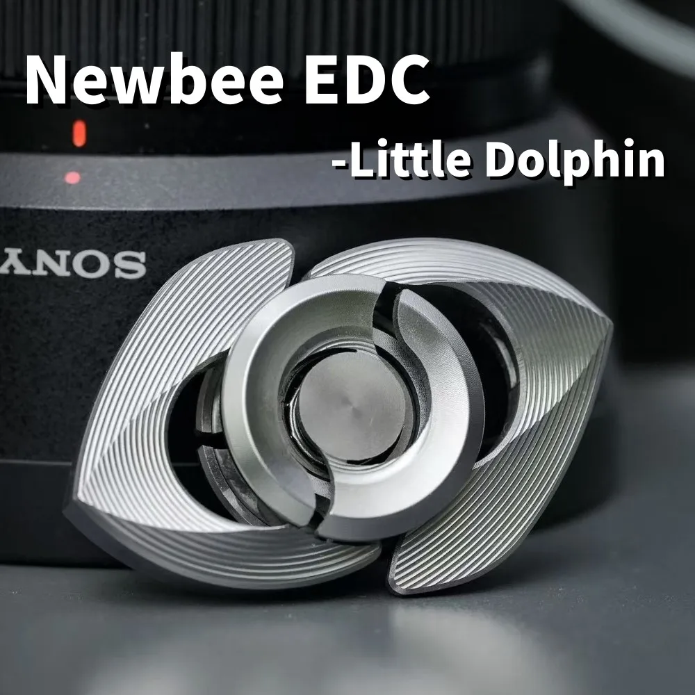 ニュービー EDC リトルドルフィン フィジェットスピナー ツーブレード フィジェットスピナー オリジナルデザイン 持ち心地 フィジェットスピナー