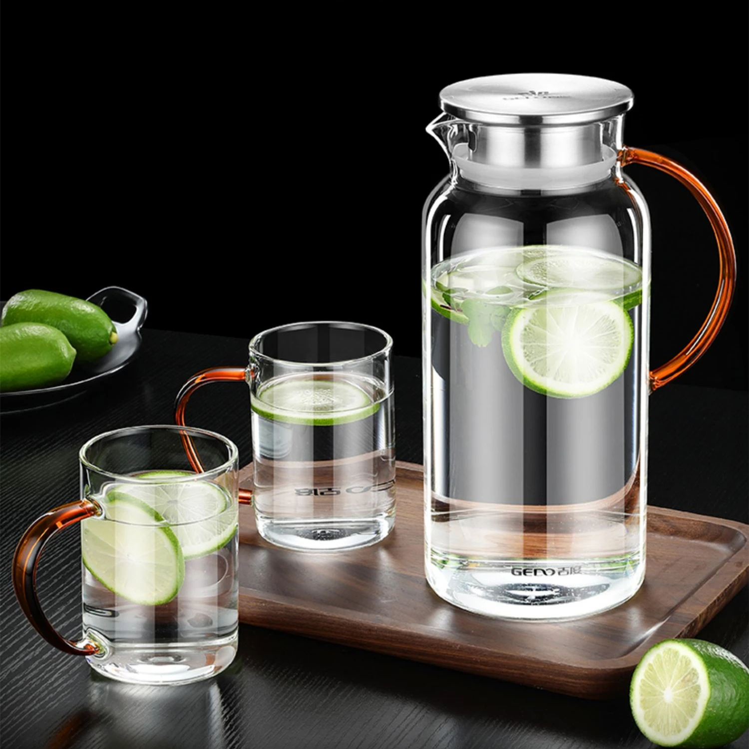 

LFGB Certification Ultra Hard High-borosilicate Glass Water Kettle Fall Resistant Canteen Jug Family 1800ml Beverage Bottle