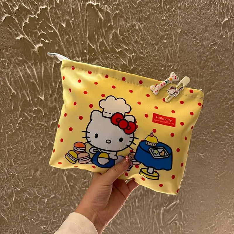 Sanrio Kawaii Hello Kitty Cosmetic Bag Cute Kt Pattern Portable Large Capacity Storage Toiletry Bag Kawaii Makeup Bag Gifts