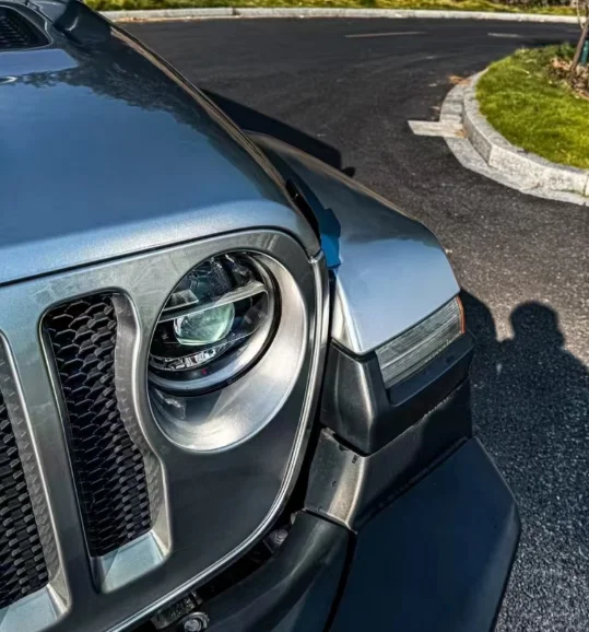 

Moben Metallic Luster Super Cool TPU Nano Ceramic GT Silver Color Shift Car/Auto Body Wrap Ppf Paint Protection Film Sticker