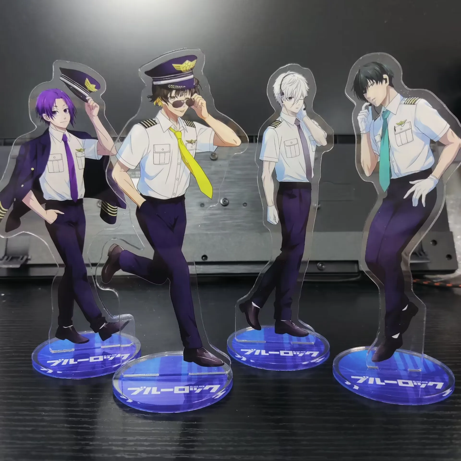 

BLUE LOCK Anime Figures Isagi Yoichi Rin Itoshi Cosplay Acrylic Stands Model Seishiro Nagi Character Desk Decor Prop Fans Gift