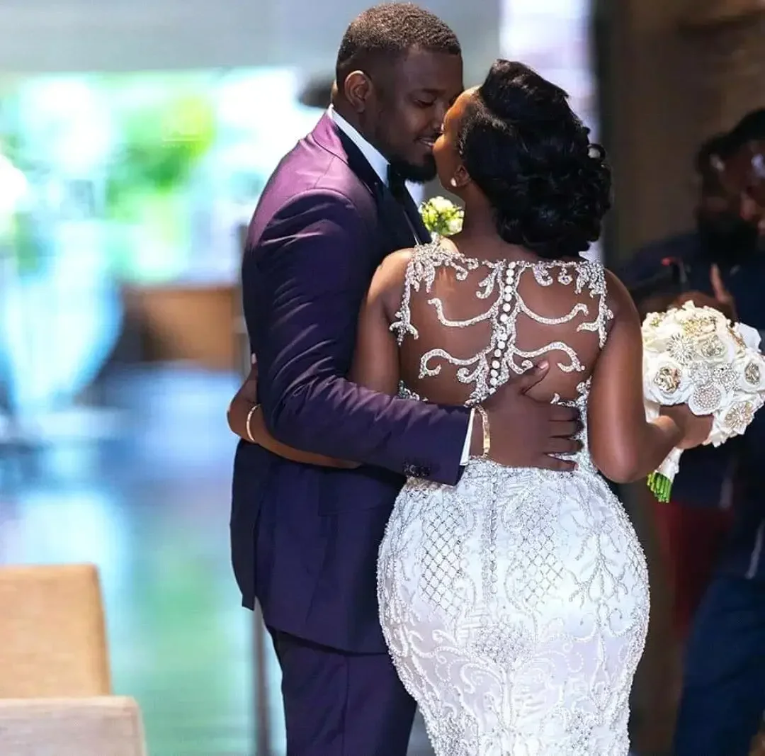 تخصيص فاخر مطرز حورية البحر فستان الزفاف مثير حجم كبير شير الظهر فتاة سوداء بلورات فستان زفاف الشاطئ مخصص